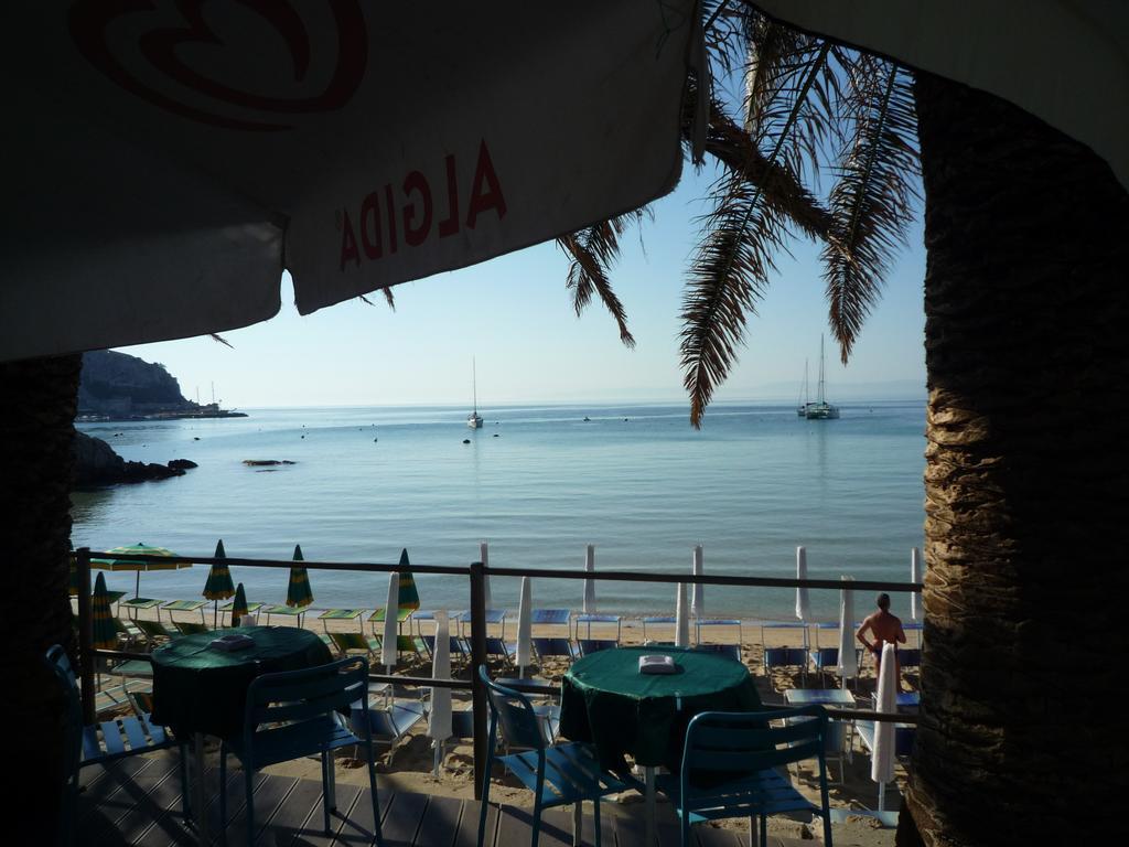 Cala Delle Arene * San Domino